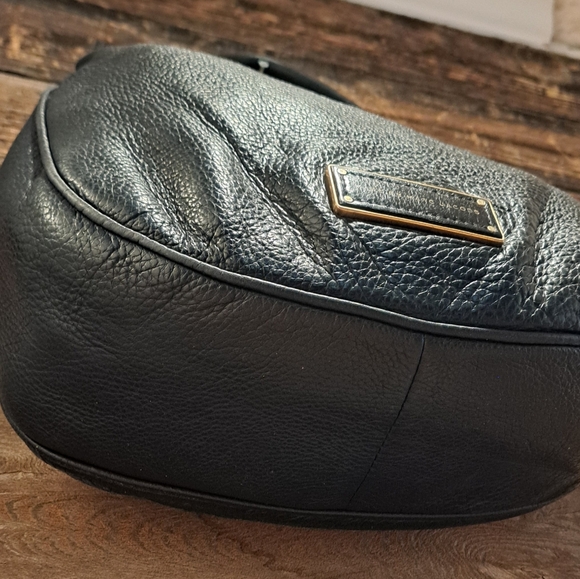 Marc by Marc Jacobs "TOO HOT TO HANDLE" Hobo Bag 😍❤️ - Picture 13 of 16